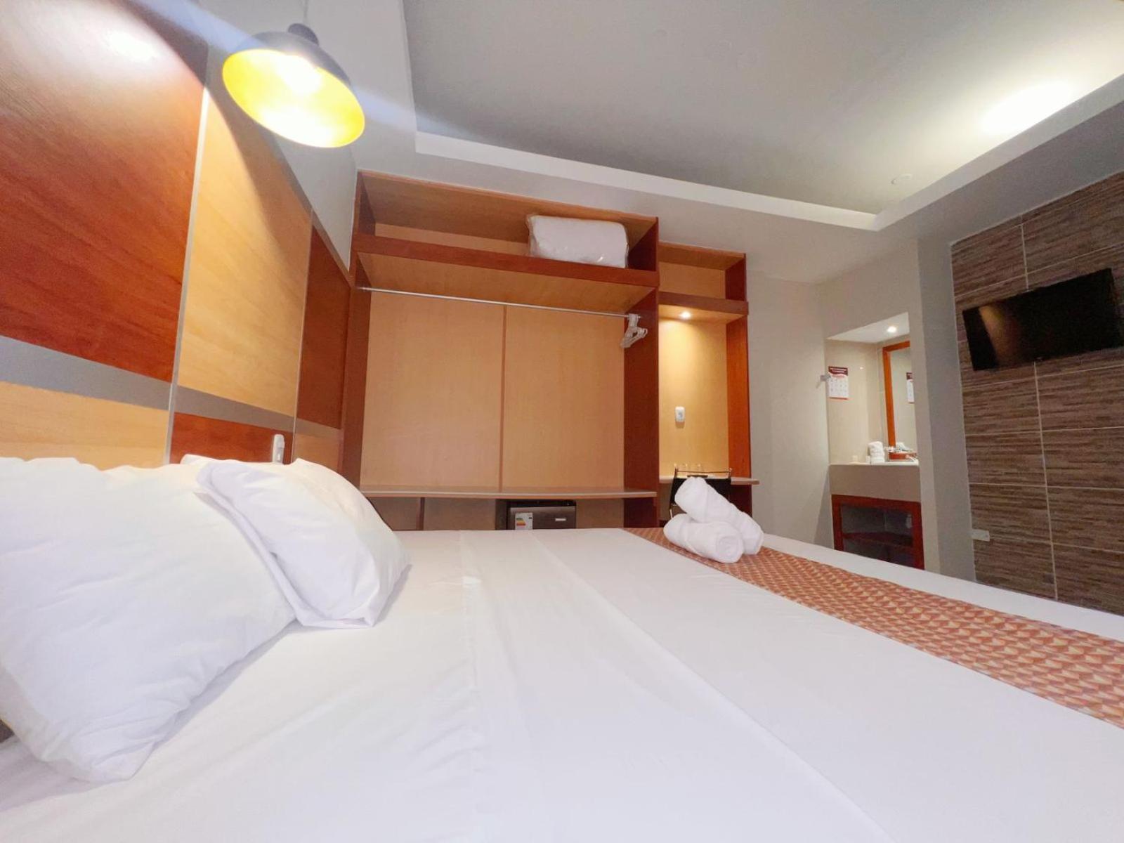 Hotel Nilas 타라포토 외부 사진