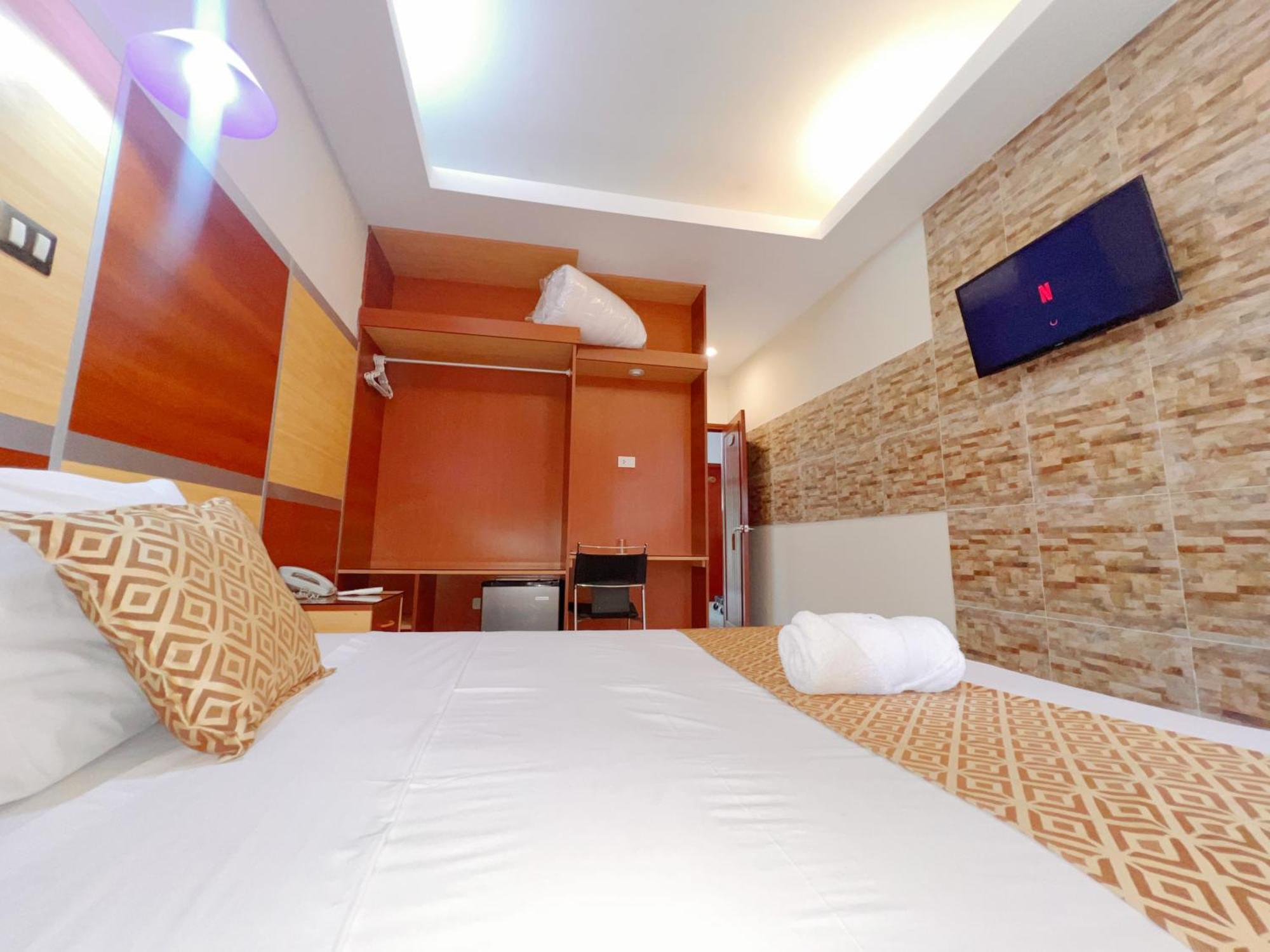 Hotel Nilas 타라포토 외부 사진