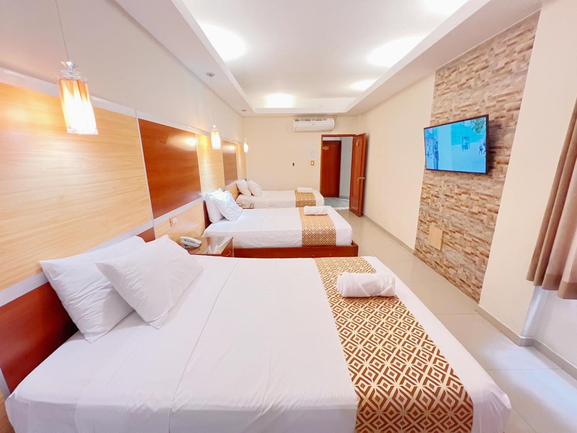 Hotel Nilas 타라포토 외부 사진